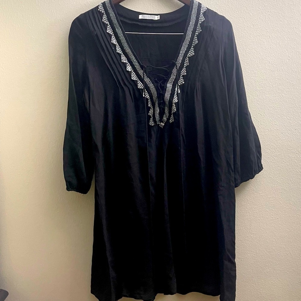 Black Monoreno Tunic- small